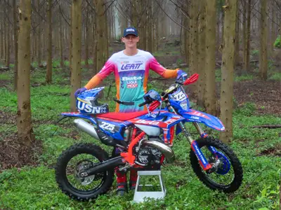 James Moore Retains Junior Hard Enduro World Championship at Hixpania 2026