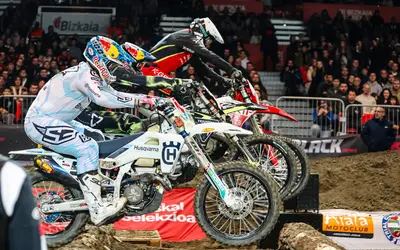 2026 SuperEnduro Round 3 Results: Billy Bolt Beats Walker Again in Bilbao